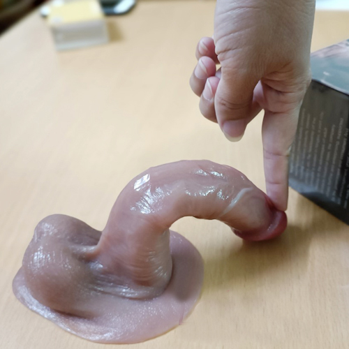 dương vật giả dành cho nữ sướng